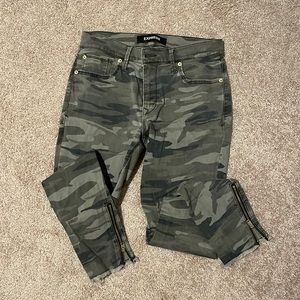 Express camo jeans